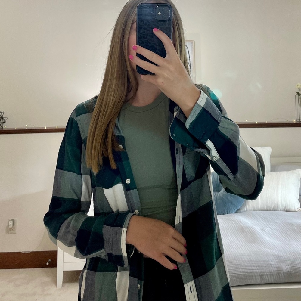 merona plaid button up